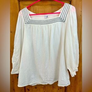 Old Navy Boat Neck Lightweight Pullover Top White w/Black Stitching Size Large